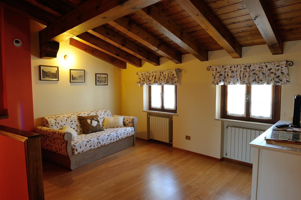 Agriturismo Crodi Miane Buitenkant foto