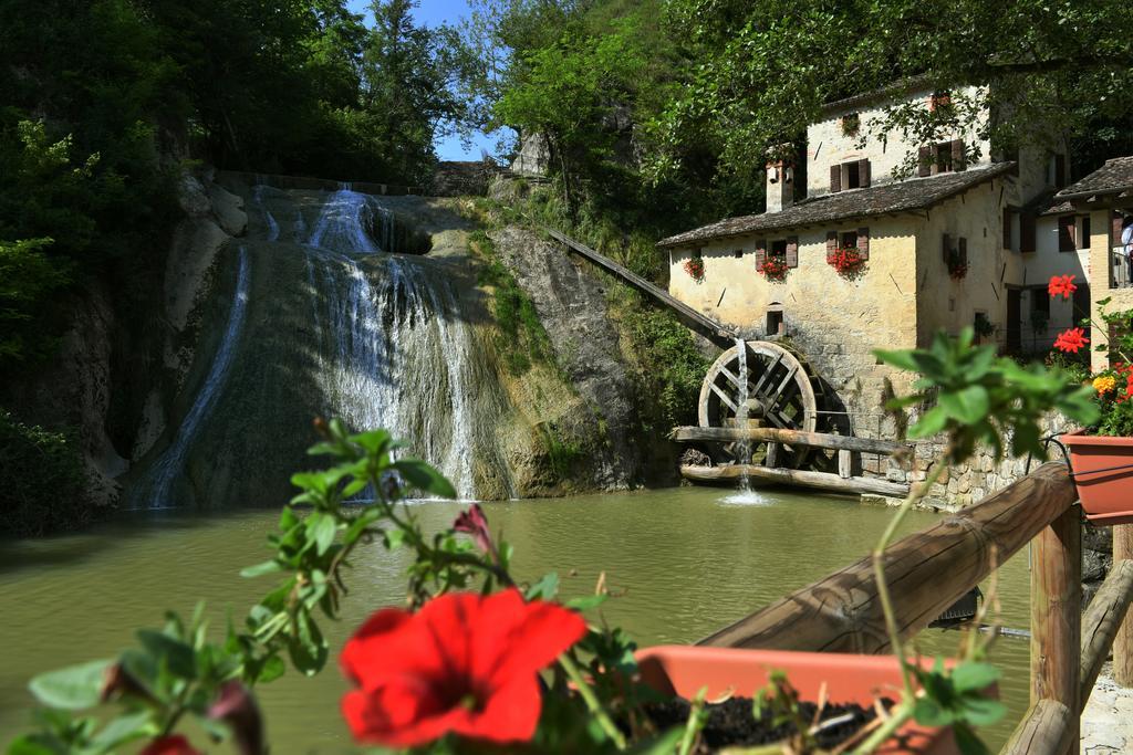 Agriturismo Crodi Miane Buitenkant foto
