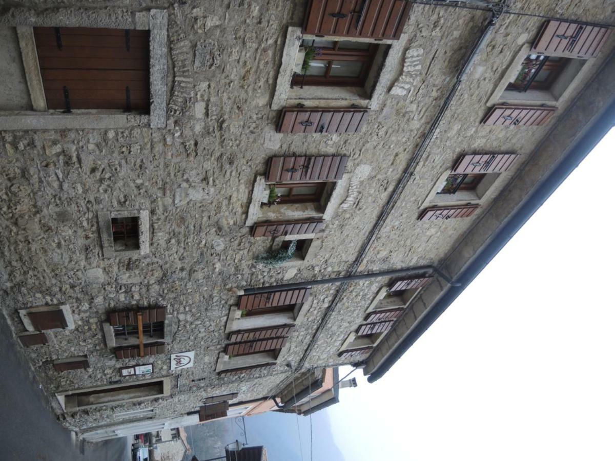 Agriturismo Crodi Miane Buitenkant foto